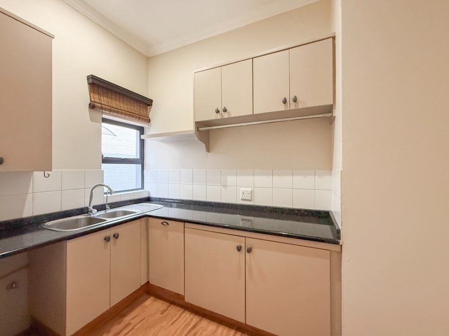 6 Bedroom Property for Sale in The Coves North West